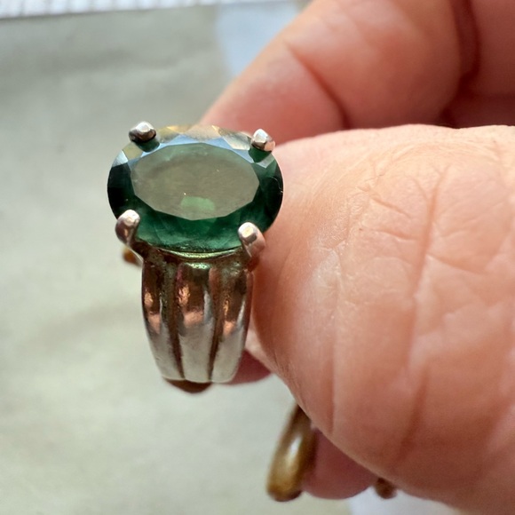 Vintage Mexican Sterling Silver Green Quartz Ring (Size 7) - Picture 7 of 16